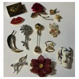 11 - DECORATIVE COSTUME BROOCH PIN LOT (A206)