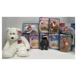 11 - LOT OF TY COLLECTIBLES (M16)