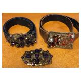 N - LOT OF 2 FASHION BELTS 7 BUCKLE (23)