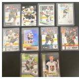 N - LOT OF COLLECTIBLE HOCKEY CARDS (N52)