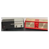 N - LOT OF 2 VINTAGE RADIOS (N67)