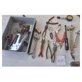 T - MIXED LOT OF TOOLS (G21)