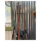 T - FISHING ROD LOT (Y5)