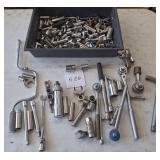 T - SET OF WRENCHES (G26)