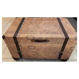 P - DECORATIVE CHEST 20X24X36'