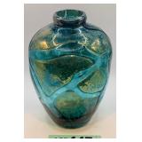 P - SIGNED ARTGLASS VASE