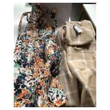 43 - NEW WMC LOT OF 2 APRONS (A112)