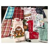 43 - ASSORTED COLORFUL PRINT KITCHEN TOWELS (A221)