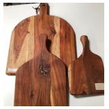 43 - SET OF THREE WOOD SERVING BOARDS (A236)