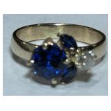 10KT GOLD RING WITH STONES 2.10GRS