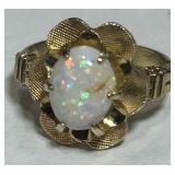 10KT GOLD OPAL RING 2.30GRS
