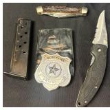 13 - DETECTIVE BADGE, KNIVES, AMMUNITION MAGAZINE