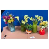 436 - FIVE VASES WITH FAUX FLOWERS (Z72)