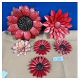 436 - SIX PIECES METAL FLORAL WALL DECOR (Z73)