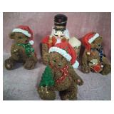 11 - CHRISTMAS BEARS, NUTCRACKER, CANDLES (N88)