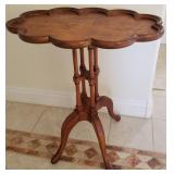 14 - WOOD SIDE TABLE