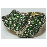 14KT GOLD TSAVORITE & DIAMOND RING 5.40GRS