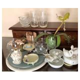 R - MIXED LOT OF COLLECTIBLES (M4)