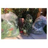 R - LOT OF CHRISTMAS DECORATIONS (Y5)