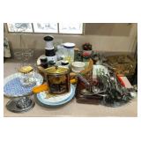 R - LAZY SUSAN, KITCHEN UTENSILS & COLLECTIBLES