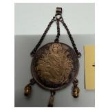 503 - VINTAGE MEDALLION PENDANT (J36)
