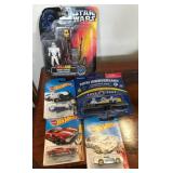 W - STAR WARS, HOT WHEELS & MARINERS COLLECTIBLES