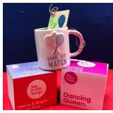 43 - NOVELTY MUSIC MUG SET (K353)