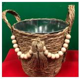 43 - DECORATIVE WOVEN BEADED BASKET (K122)