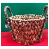 43 - WOVEN SEAGRASS STORAGE BASKET (K24)