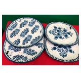 43 - BLUE FLORAL CERAMIC PLATE SET (K302)