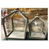 43 - DECORATIVE HOUSE SHAPED SHELVES (K52)