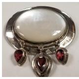 700 - STERLING SILVER BROOCH / PENDANT