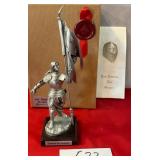 N - JEANNE AU COMBAT (JOAN OF ARC) FIGURE W/COA