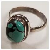 700 - STERLING SILVER RING SIZE 10 (E9)