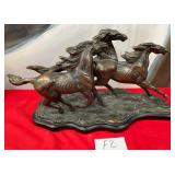 N - WILD HORSES SCULPTURE 10X19' (F2)