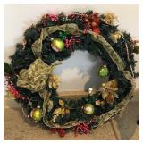 T - CHRISTMAS WREATH 26'DIA (G12)