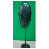 435 - SCULPTURE MASK ON STAND 27'T (N4)