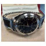 442 - OMEGA WATCH IN PRESENTATION BOX (F79)
