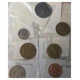 818 - ASSORTED COLLECTIBLE COINS (42)