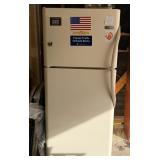 U - REFRIGERATOR/ FREEZER (G4)