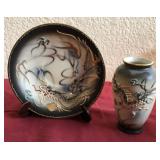 U - HAND PAINTED JAPANESE PLATE & VASE (L190)