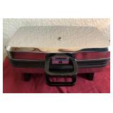 U - VITANTONIO BELGIAN WAFFLE MAKER (L207)