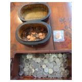 U - MIXED LOT OF COLLECTIBLE COINS & BOX  (J37)