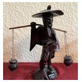 U - VINTAGE HAND-CARVED SCULPTURE 7.5'T (L199)