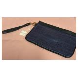 9 - DESIGNER WRISTLET CLUTCH PURSE (E60)