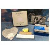 43 - WMC BABY/PET DECOR(D194)
