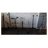 F - MIXED LOT OF MUSICAL INSTRUMENT STANDS (R39)