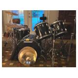 F - VERY LARGE DRUM KIT SET (L7)