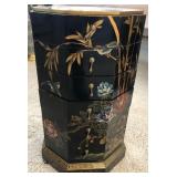 K - VINTAGE CHINOISERIE BLACK LACQUERED CHEST 26'T