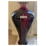 K - VINTAGE PORCELAIN FLOOR VASE 39'T